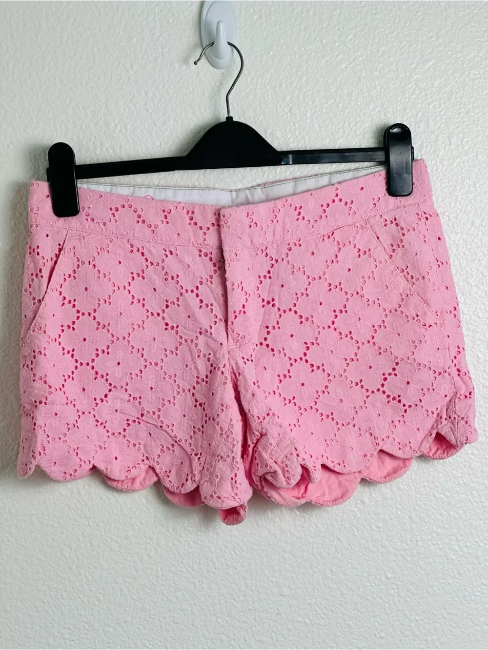 Lilly Pulitzer Pink Scalloped Hem Buttercup Lace Shorts Size 2
